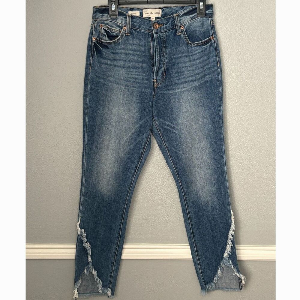 BAND OF GYPSIES MADISON  FRAYED HEM BUTTON FLY CASUAL CLASSIC COASTAL STYLISH 27
